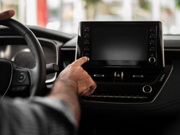 Nicht jedes Fahrzeug eignet sich für kabelloses CarPlay – die richtige Lösung zählt